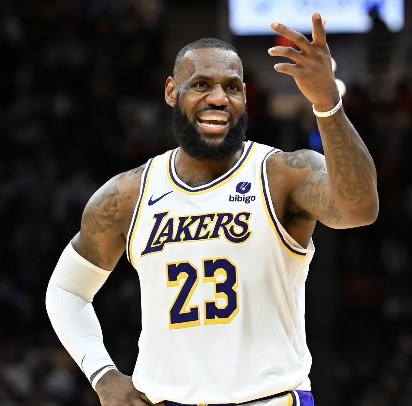 星空娱乐下载-41岁又如何？詹姆斯场均快攻得分领跑NBA 马克西第二字母哥第三