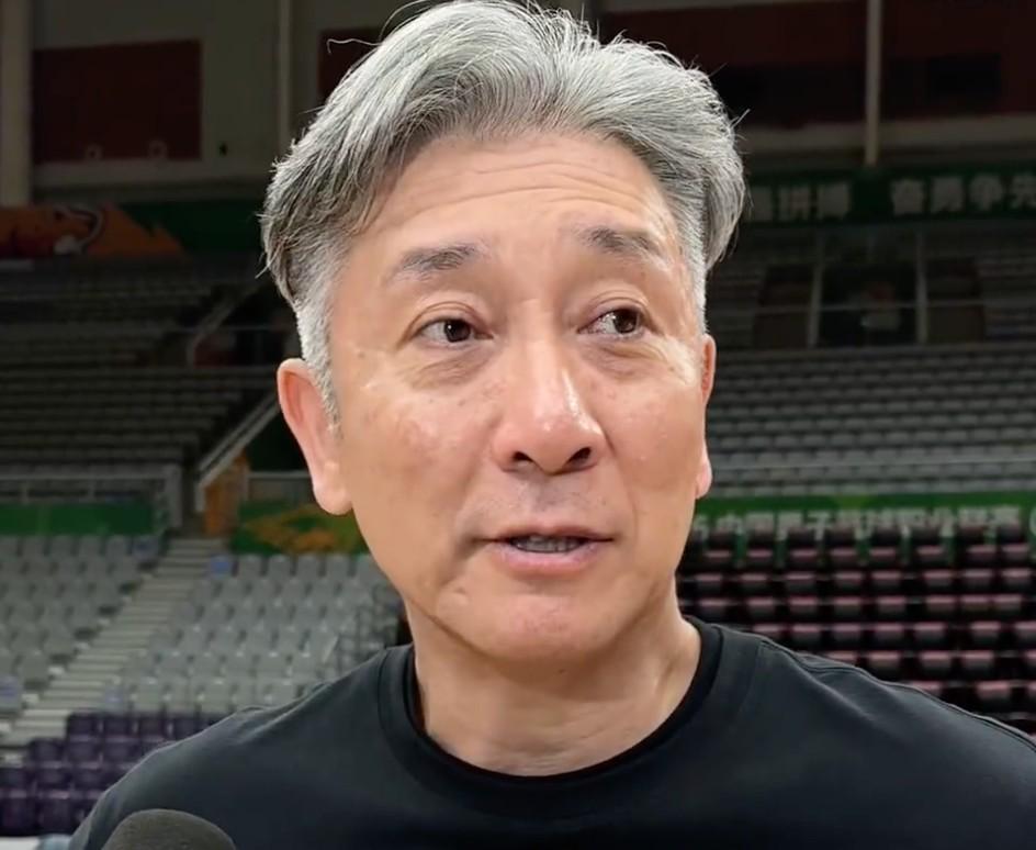 星空娱乐下载-郑永刚：每次回辽宁都很亲切因为这里培养了我，今晚打出凝聚力是关键